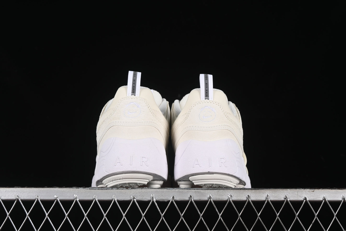 Nike Zoom Field Jaxx SP Travis Scott Sail