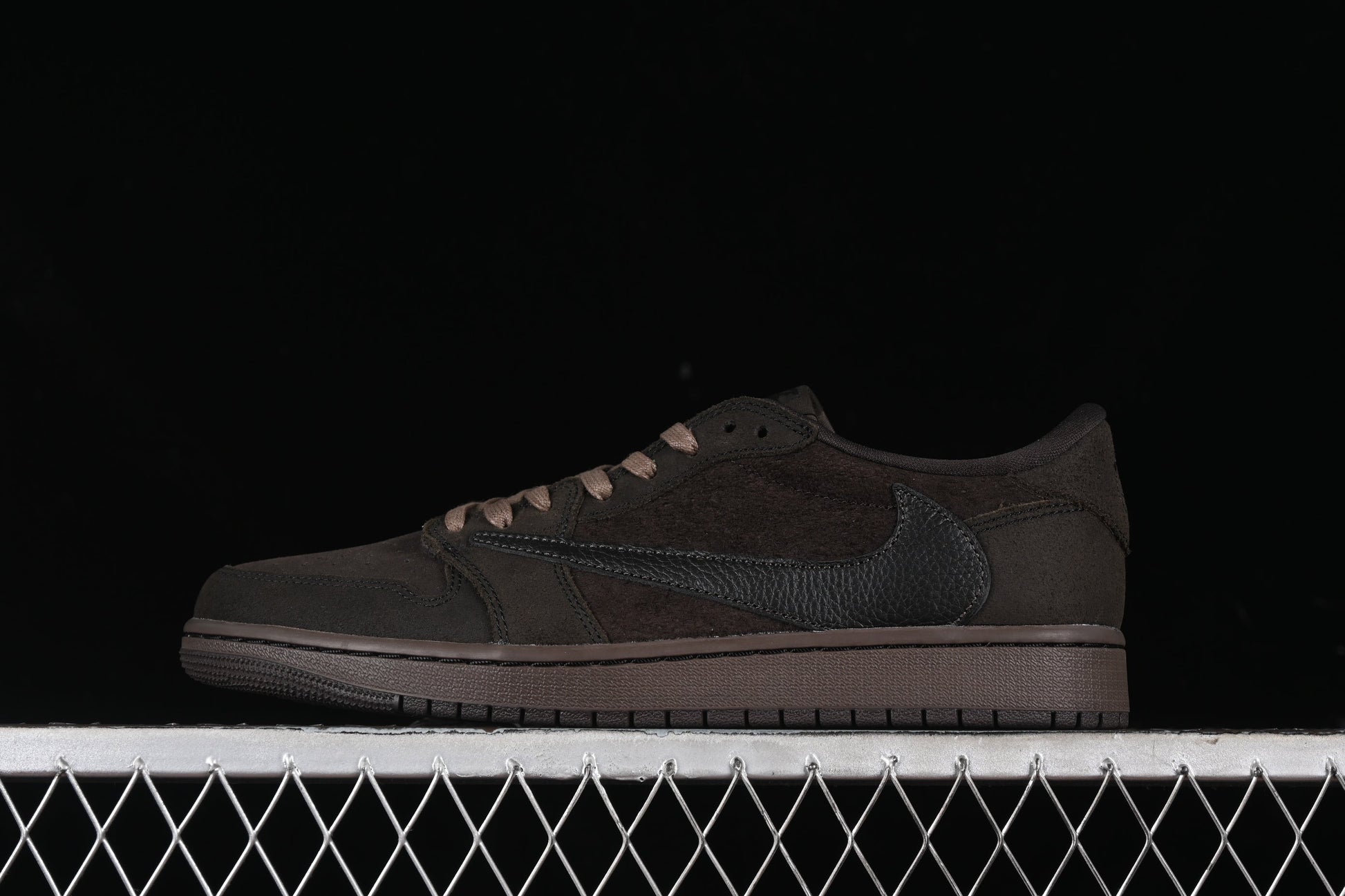 Travis Scott x Air Jordan 1 Low OG “Velvet Brown”